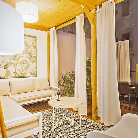 Penthouse With Rooftop In The Barceloneta - Barcelona
