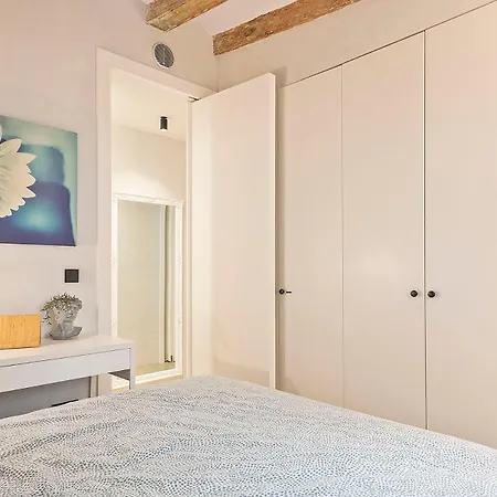 Penthouse With Rooftop In The Barceloneta -